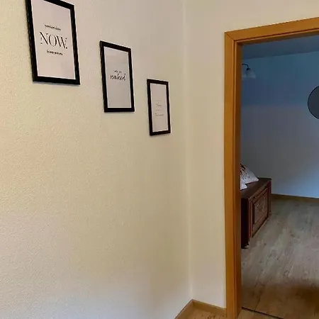 Hexenblick 公寓 巴特劳特堡